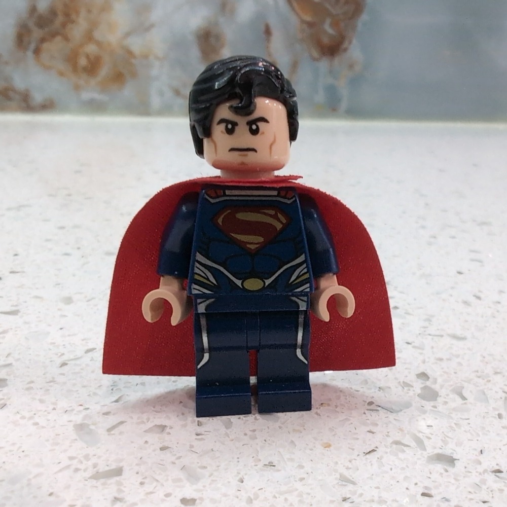 Lego Superman Mini figure DC Comics Man Of Steel with Cape